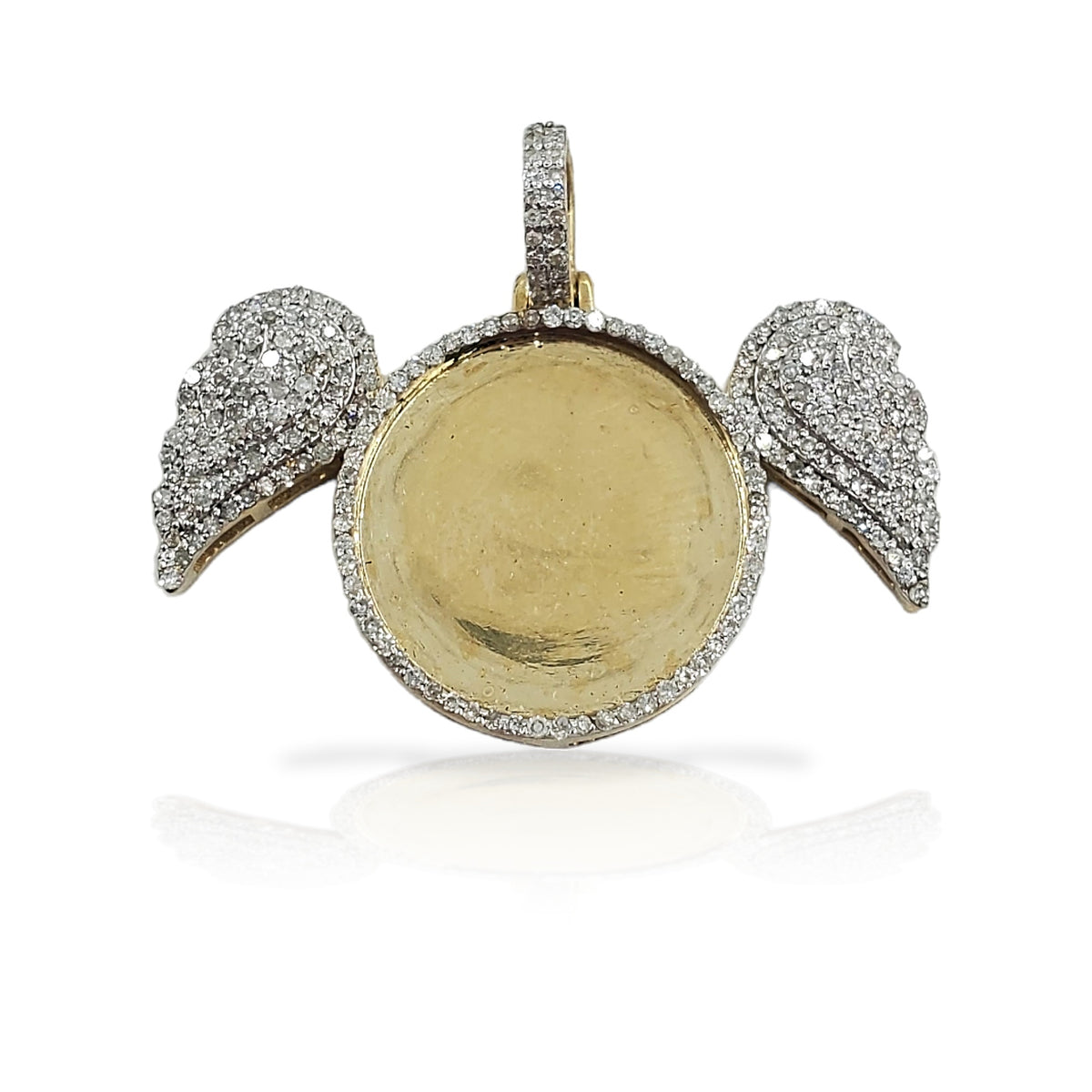 10K Gold Diamond Circle Picture Pendant with Angel Wings