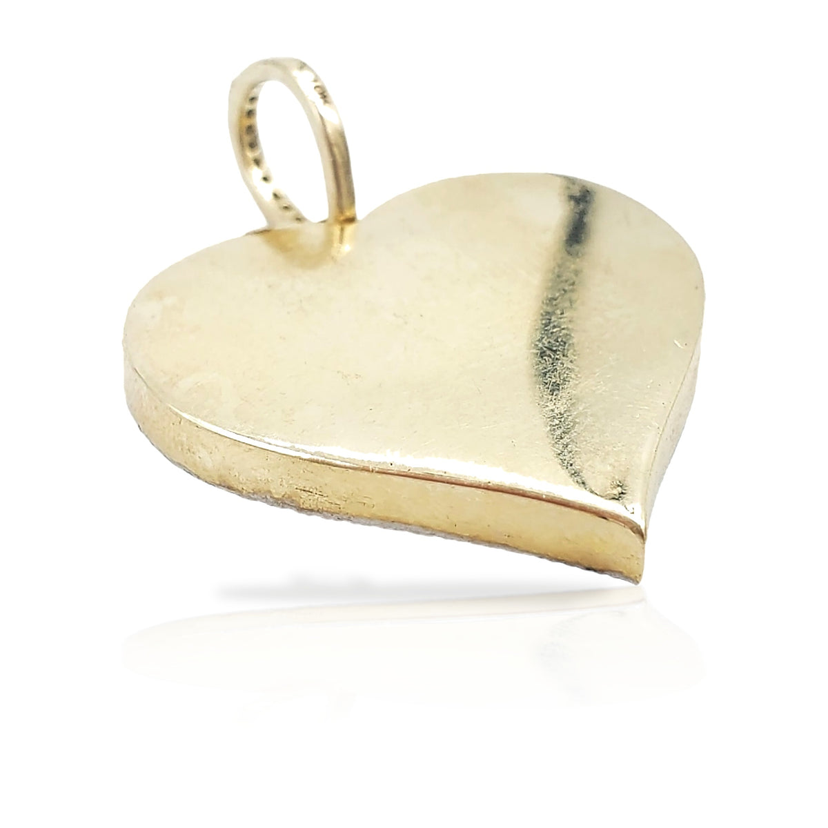 10K Gold Diamond Heart Picture Pendant