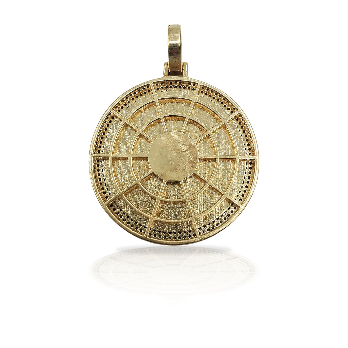 10K Gold Diamond Circle Picture Pendant