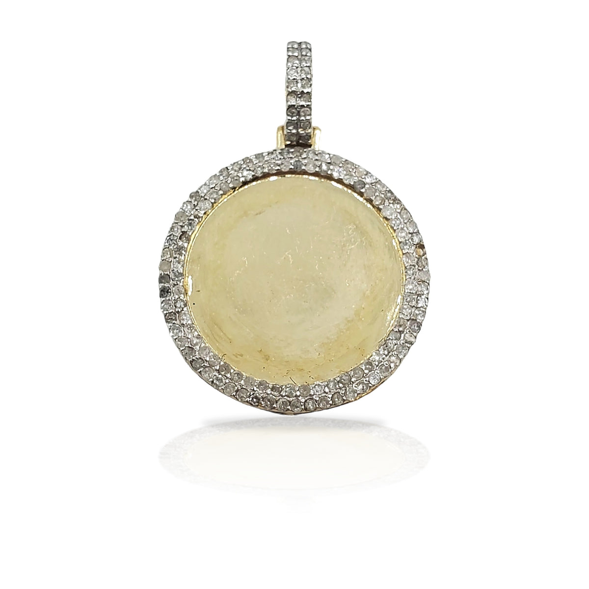 10K Gold Diamond Circle Picture Pendant
