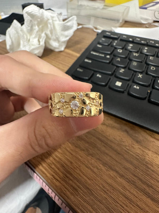 10K Yellow Gold - Nugget Ring CZ