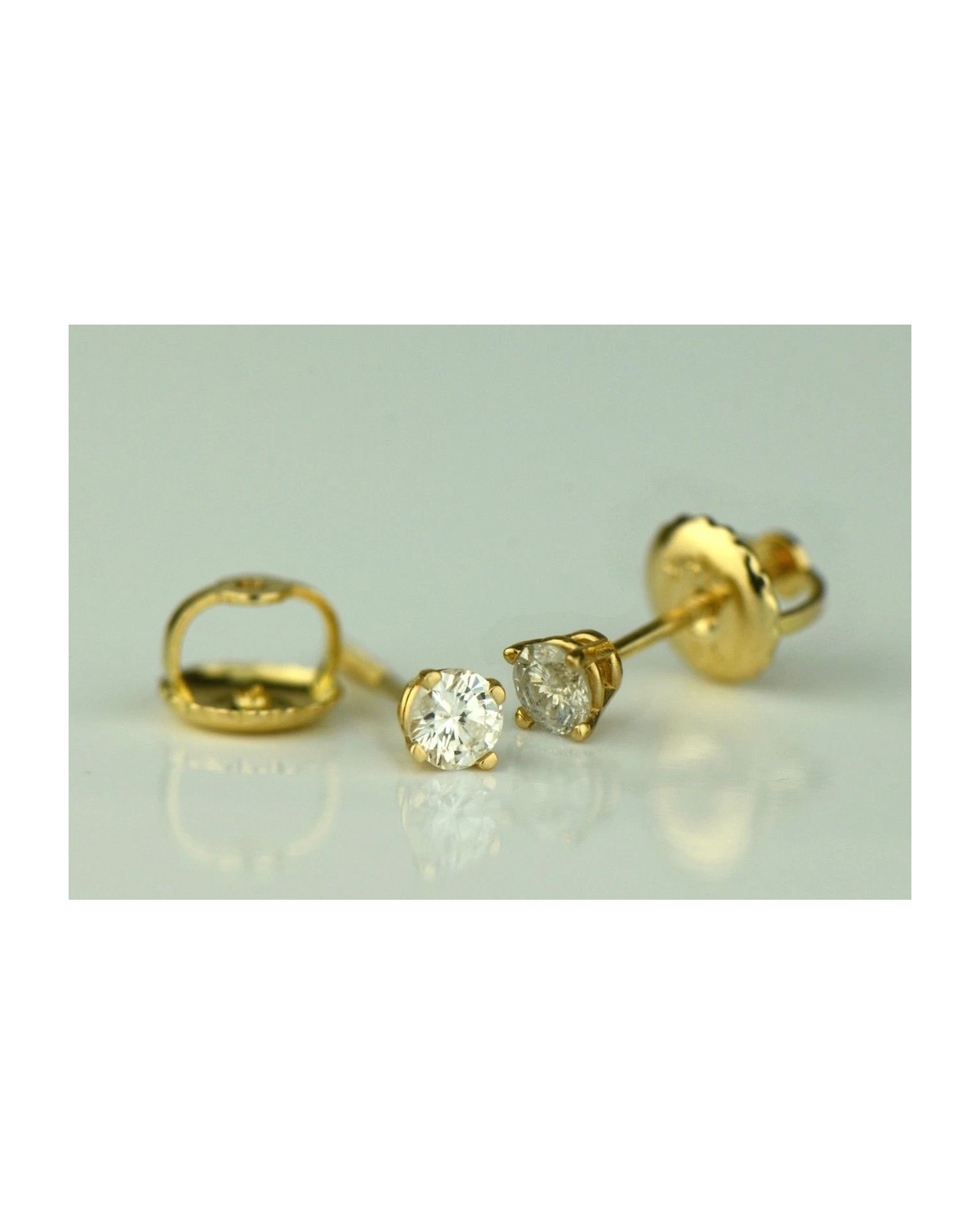 14K Yellow Gold Round Diamond Stud Earrings with Screw Back - 0.20 CT TW