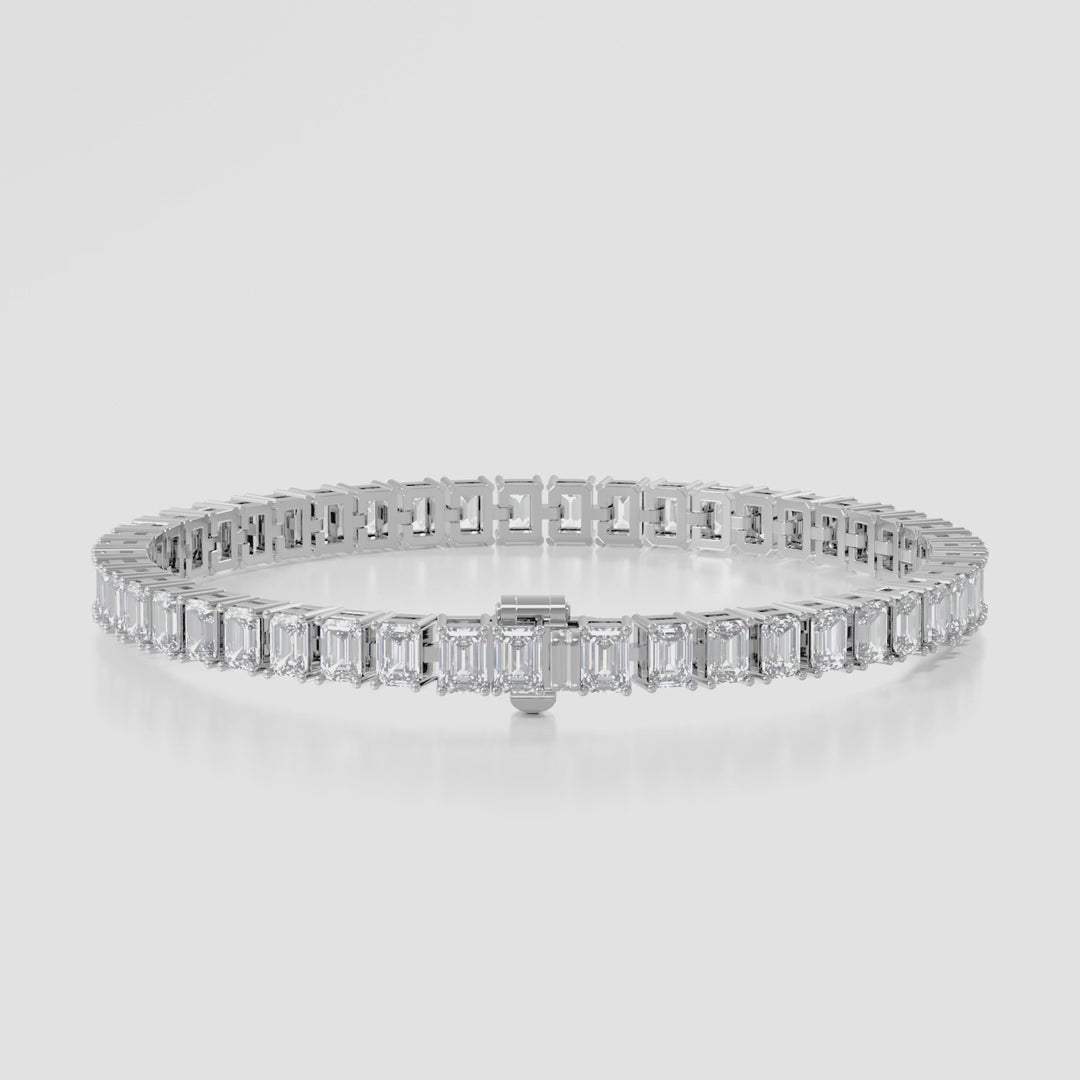 14K Emerald Tennis Bracelet — product video