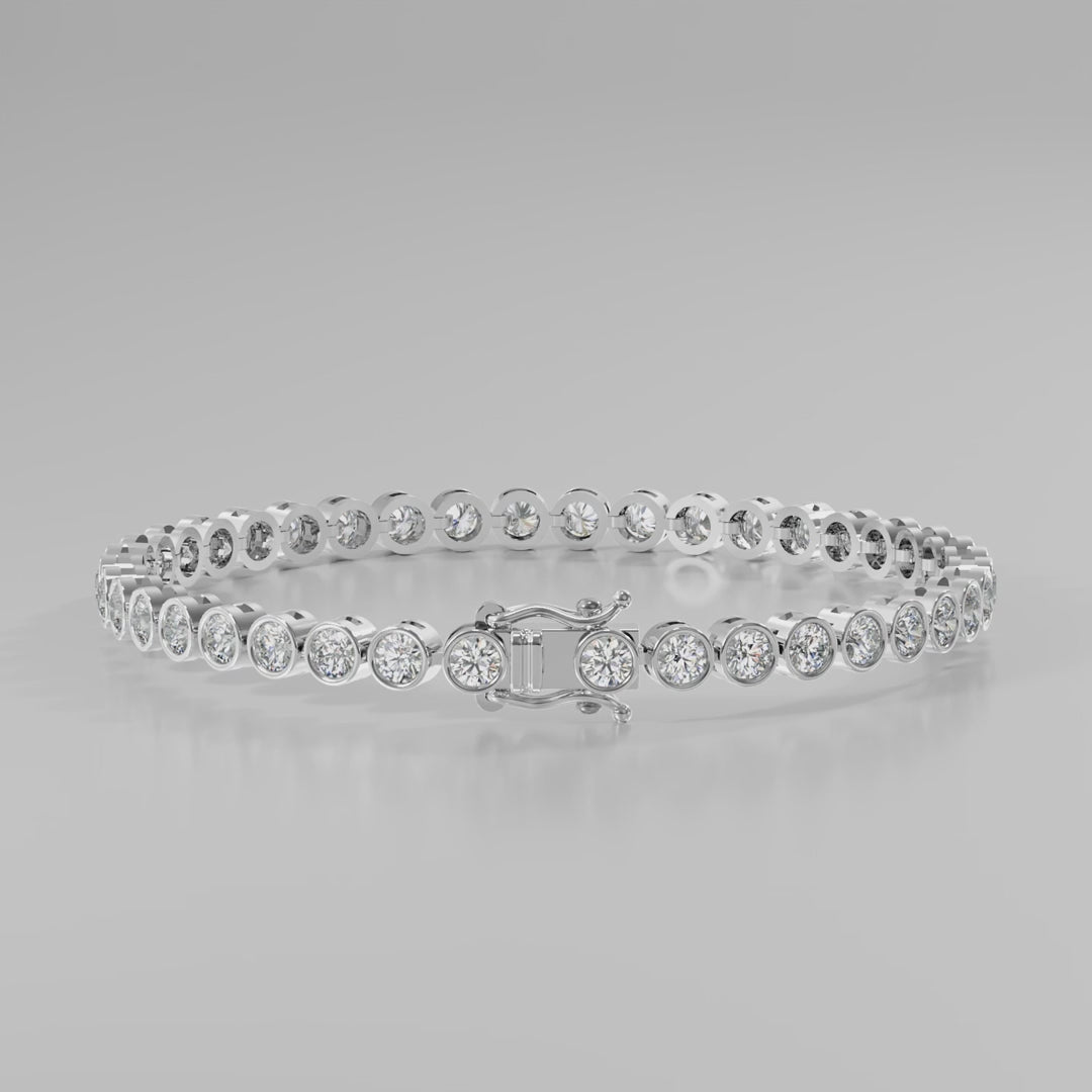 14K Bezel Tennis Bracelet — product video