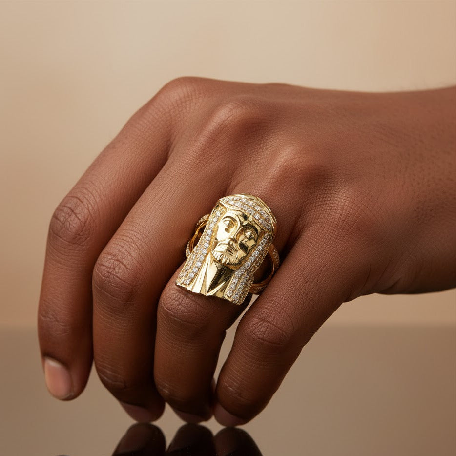 Anillo grande con circonita cúbica y cabeza de Jesús - Oro amarillo de 10 quilates 