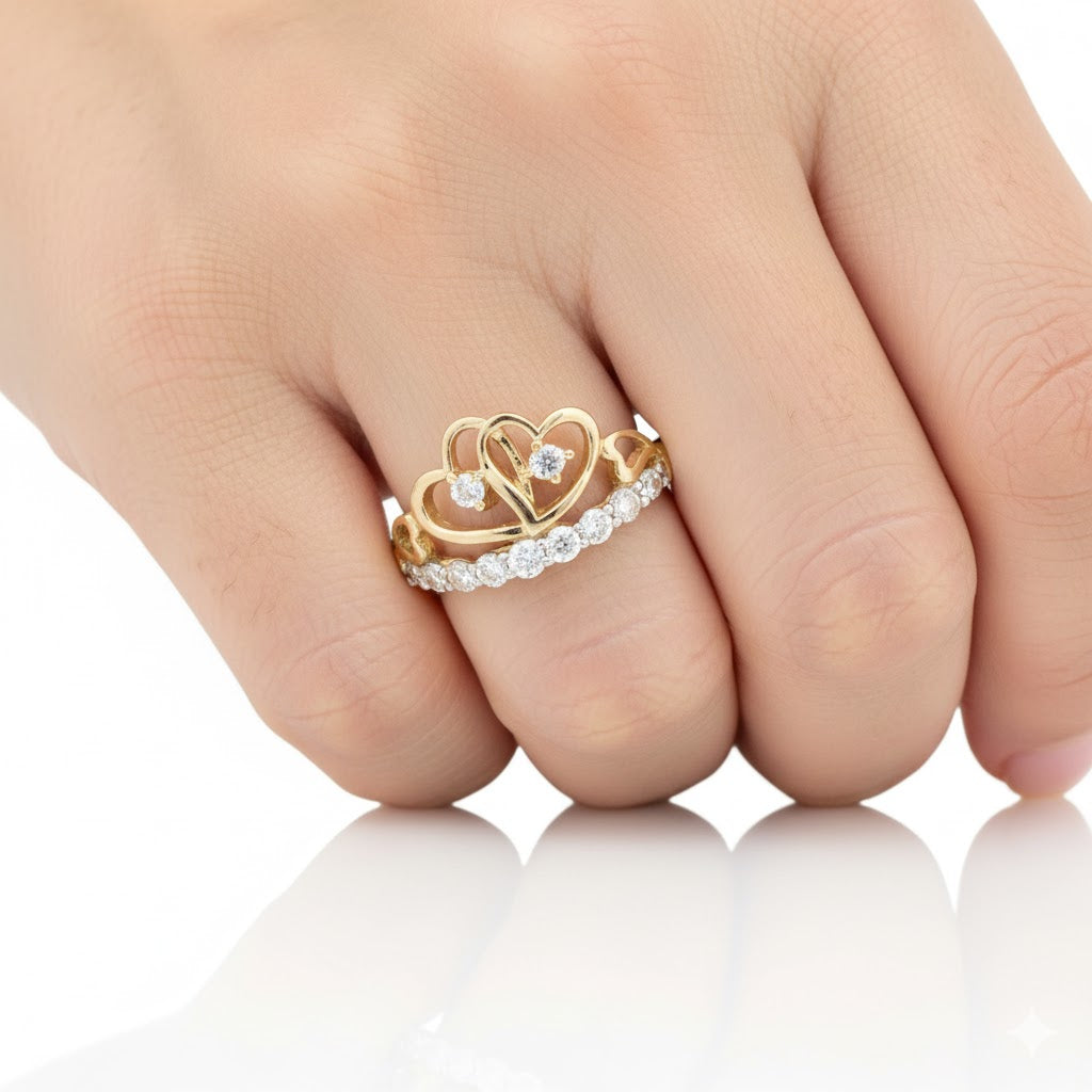 Anillo con circonita cúbica real en forma de corazón y besos de dos tonos - Oro amarillo de 10 quilates