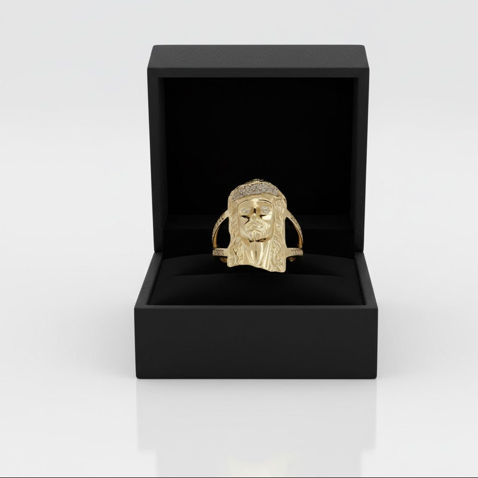 Anillo mediano con circonita cúbica y cabeza de Jesús - Oro amarillo de 10 quilates 